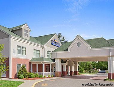 Hotel Fairfield & By Marriott Suffolk