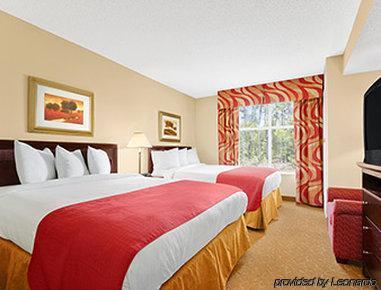 Fairfield & By Marriott Suffolk Hotel