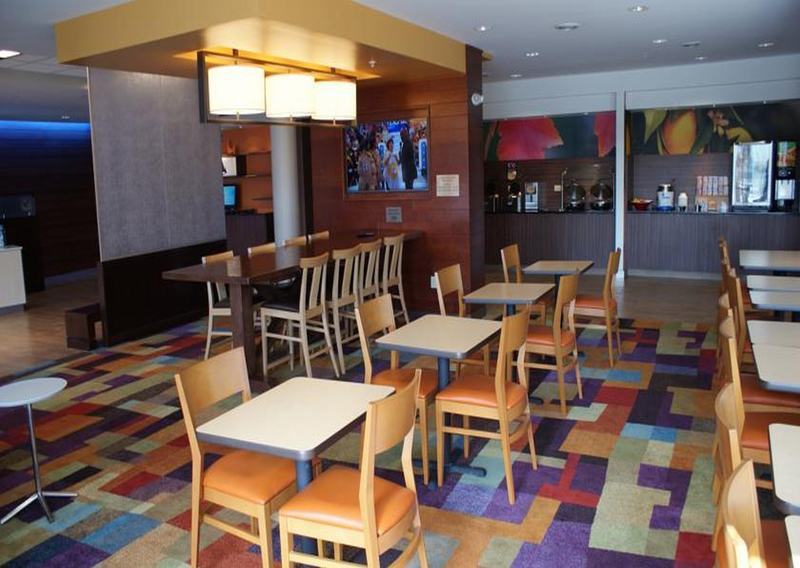 Fairfield & By Marriott Suffolk Hotel Chesapeake