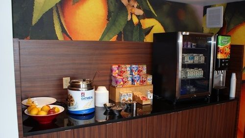Hotel Fairfield & By Marriott Suffolk 3*