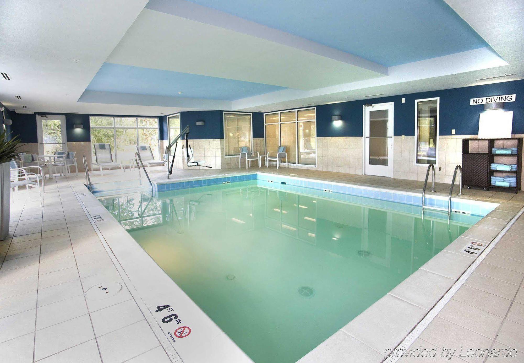 Fairfield & By Marriott Suffolk Hotel Chesapeake