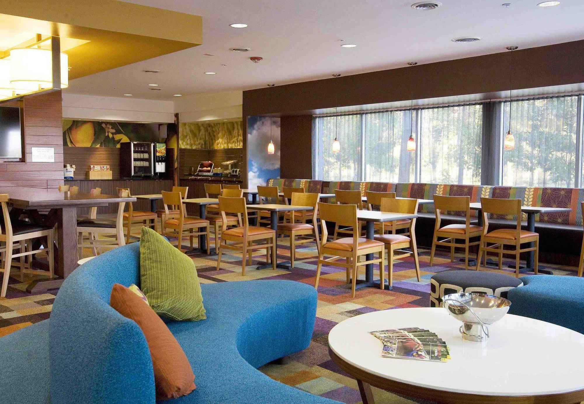 Hotel Fairfield & By Marriott Suffolk Chesapeake