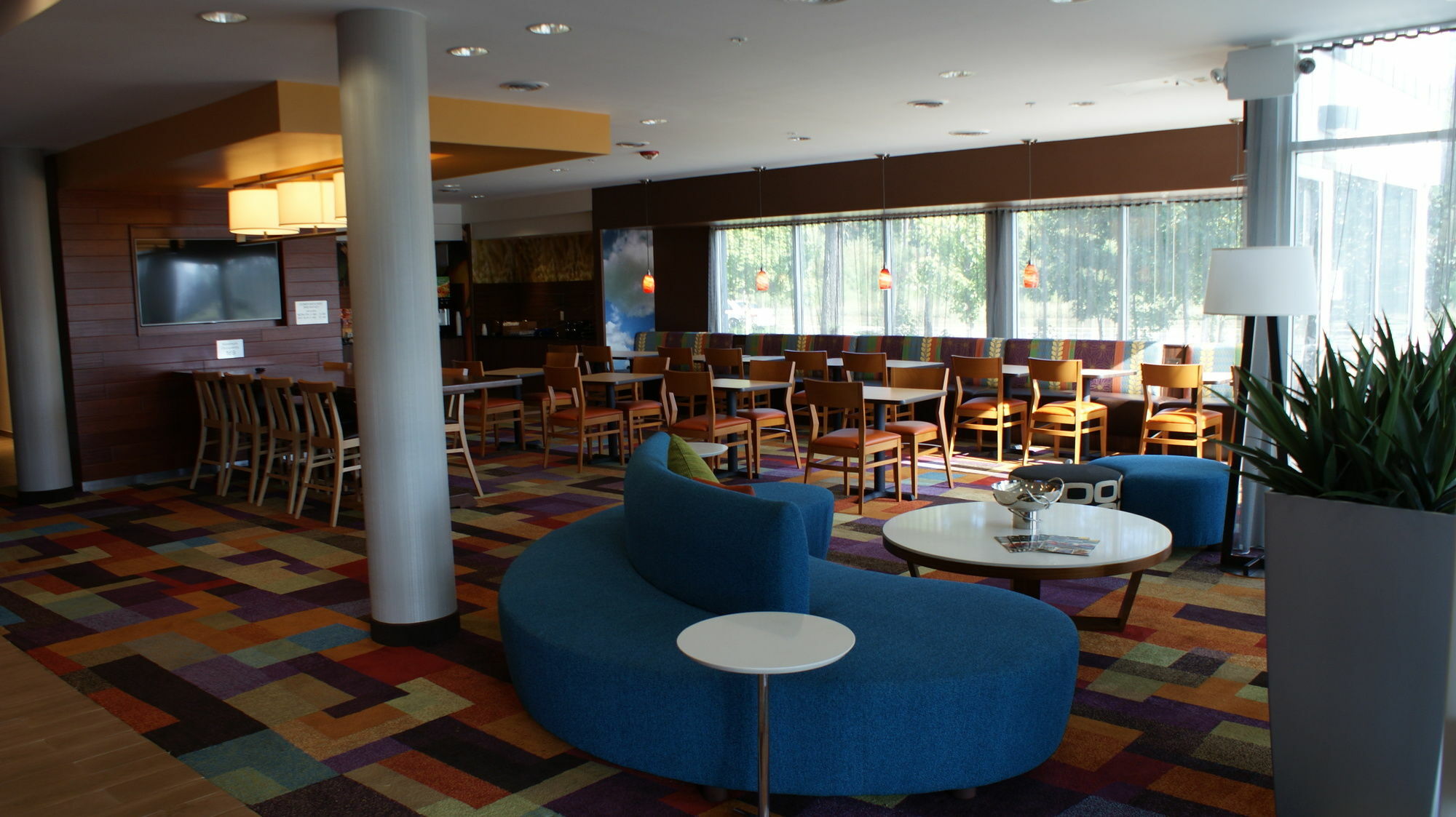 Hotel Fairfield & By Marriott Suffolk 3*